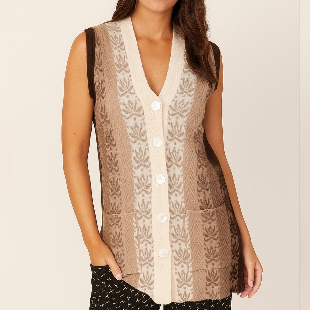 Rukootina Exclusive India Sweater Vest Brand New Size XL
